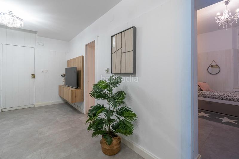 Foto ae5bd588-c11e-4011-8946-a60eced32928. Piso  en venta junto a plaza mariana pineda oportunidad única en Granada