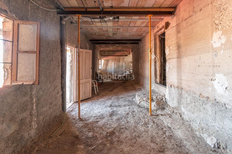 Foto 27d5e9ff-016c-4bac-821c-95e55d63fc1e. Casa amb aparcament a Deifontes