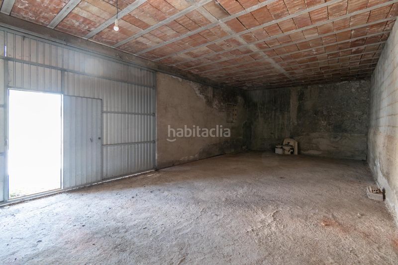 Foto 4826ac0c-4d56-465d-90ce-1c6cc83b9ba2. Casa amb aparcament a Deifontes