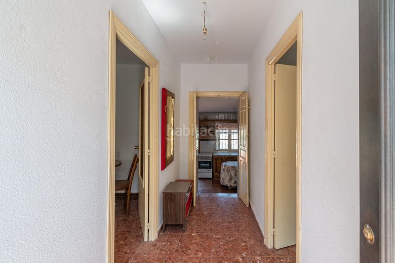 Foto 8c3eb073-1723-4835-a472-416953f7abb1. Casa amb aparcament a Deifontes