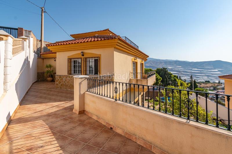 Foto c3d87477-a17d-4544-9395-da826470ed3f. Casa exclusivo chalet con impresionantes vistas al mar y la montaña. en Gualchos
