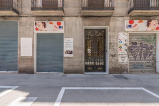 Pis  Calle fabrica vieja. Céntrico piso en tercera planta de 3 dormitorios, baño y balcón