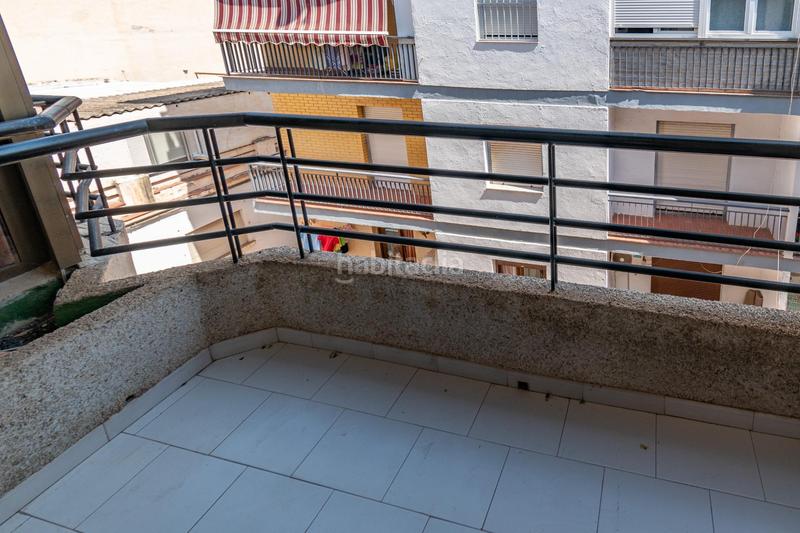 Foto 67b8027f-eec1-4cda-b5b9-73b14a83990a. Piso vivienda en venta en avenida europa. en Almuñecar centro Almuñécar