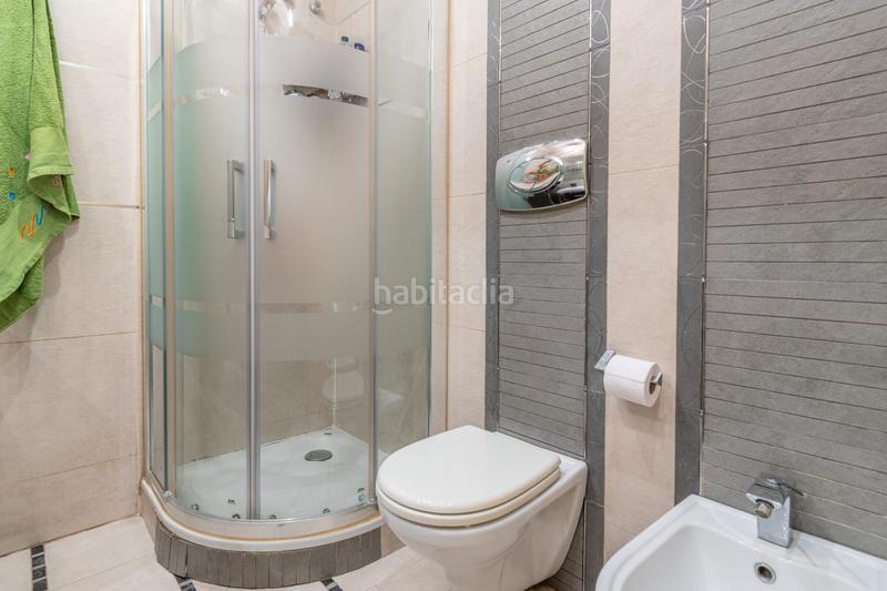 Foto c714ecc6-6b2a-4ab1-b48d-a65cd538f303. Piso vivienda en venta en avenida europa. en Almuñecar centro Almuñécar