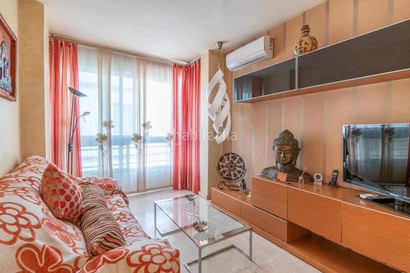 Foto c8f9a8dc-193c-4d53-8749-5fdd0050eda1. Piso vivienda en venta en avenida europa. en Almuñecar centro Almuñécar