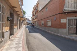 Pis  Calle doctor jimenez rueda. Piso en venta  centro atarfe