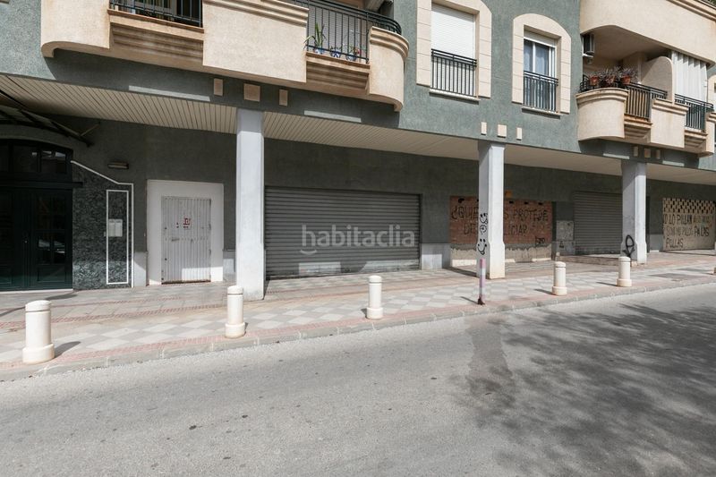Foto e38bc1cb-3f56-4a55-801e-f9fa8cc28694. Local comercial a calle de comares 34 a Atarfe