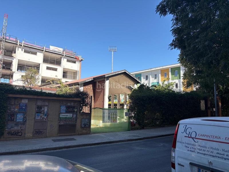 Foto 501f5d3c-c70b-4376-b5cb-d4b19b6b8ca1. Affitto locale commerciale in calle ramón y cajal 9 in Granada