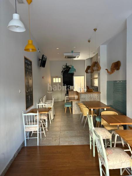 Foto 16657c03-4c69-42be-8aa5-a9e0209ed6bb. Lloguer local comercial a calle ramón y cajal 9 a Granada