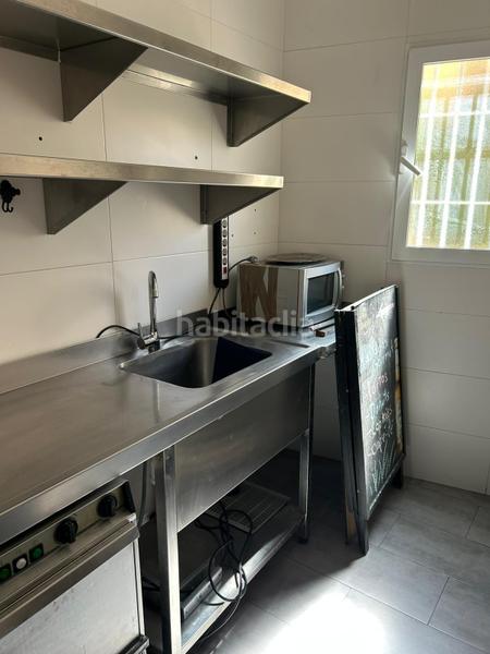 Foto 71483afb-ec6e-4a2d-822d-f3b917330c41. Lloguer local comercial a calle ramón y cajal 9 a Granada