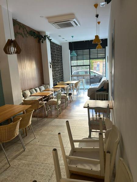 Foto 7aa71e63-87c1-4293-9ff3-cf8fd9fc4140. Location local commercial dans calle ramón y cajal 9 dans Granada