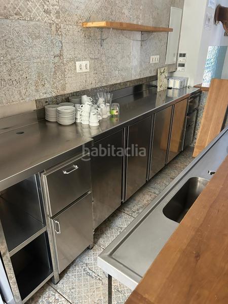 Foto 7b01e0f1-25cc-46d7-a91d-7ef35e870e92. Miete geschäftsraum in calle ramón y cajal 9 in Rosaleda - Juventud Granada