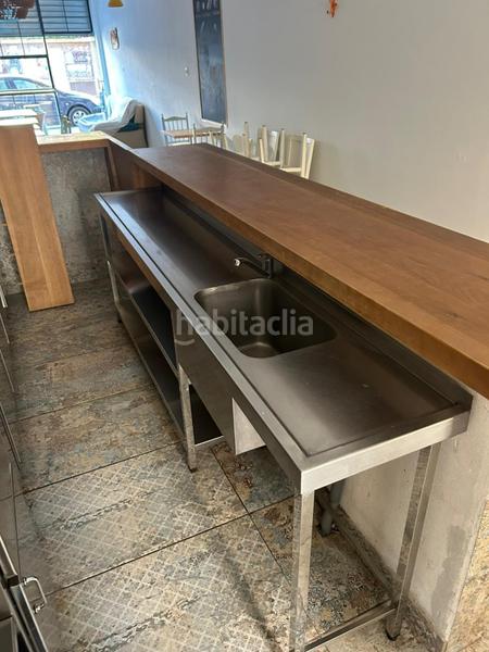 Foto c5b4a28e-3730-430b-9c25-142ea1662ec6. Miete geschäftsraum in calle ramón y cajal 9 in Rosaleda - Juventud Granada