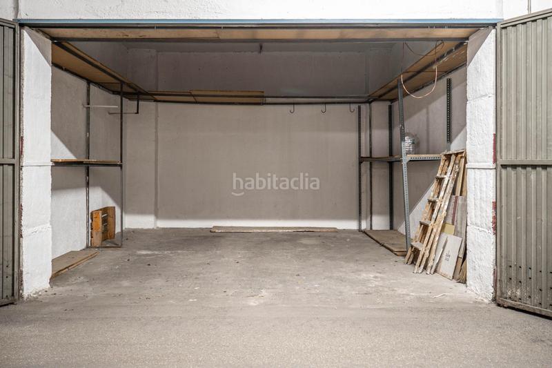 Foto 15a0ee5c-4c45-4556-8631-fa305e3862d8. Aparcament cotxe a Fígares Granada