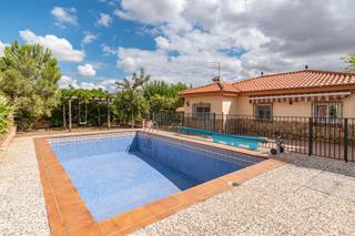 Chalet en Villa de Otura