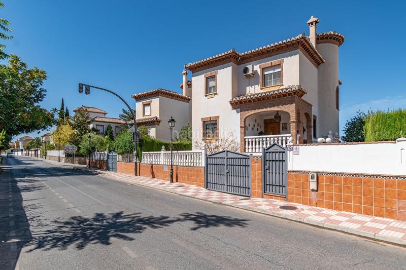 Foto e1adea09-9da8-4702-ab23-88b0c908ef3d. Chalet mit heizung parking pool in La Zubia Ciudad Zubia (La)