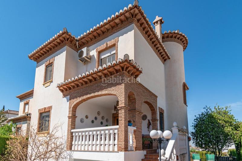 Foto e7332d23-721b-4240-86f6-93165a778c00. Chalet mit heizung parking pool in La Zubia Ciudad Zubia (La)