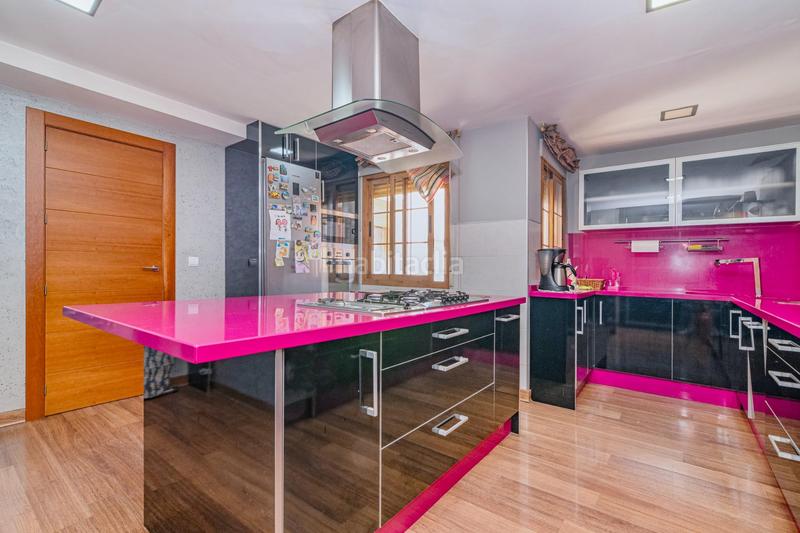 Foto b1317382-6e90-43be-9674-34723af9705d. Casa a schiera con riscaldamento in Barrio de Zaidín Granada