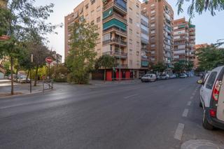 Appartement  Avenida de barcelona. Piso en esquina en avenida de barcelona  zaidín