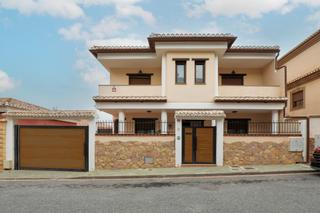 Chalet  Lanjaron. Un chalet que inspira grandeza