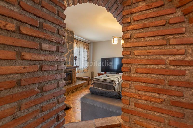 Foto c363a8b9-8b59-4630-9ebe-c2eae5486416. Chalet con riscaldamento parcheggio piscina in Cortes-Huertas Madrid