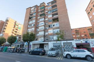 Piso en Avenida de Andalucía 97