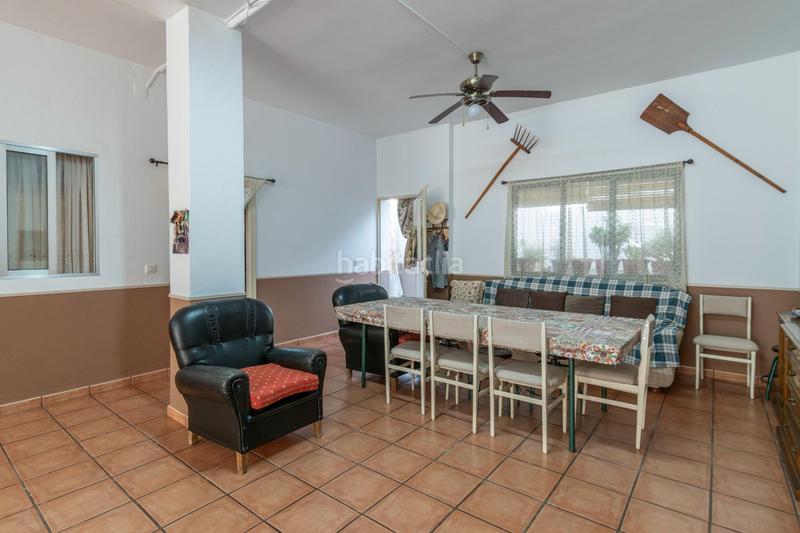 Foto 9bca2b0e-b90d-4ab9-a920-47734516eb3f. Maison jumelée avec parking dans Salar