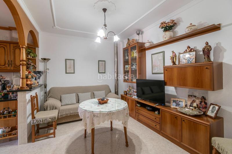 Foto bd8bde13-7155-428b-8df4-43e3dc40b306. Maison jumelée avec parking dans Salar