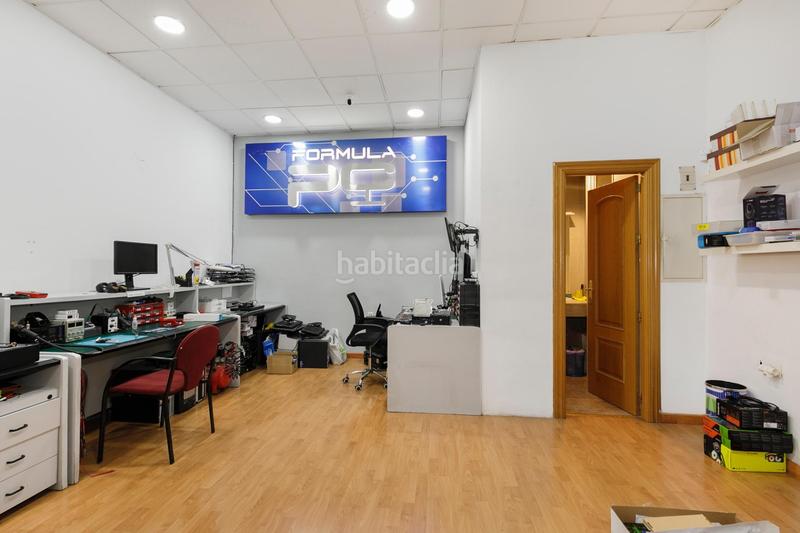 Foto 5a2abe64-1227-499e-a8a4-bf491f22febc. Alquiler local comercial fantastica oportunidad de traspaso !!!! en Granada