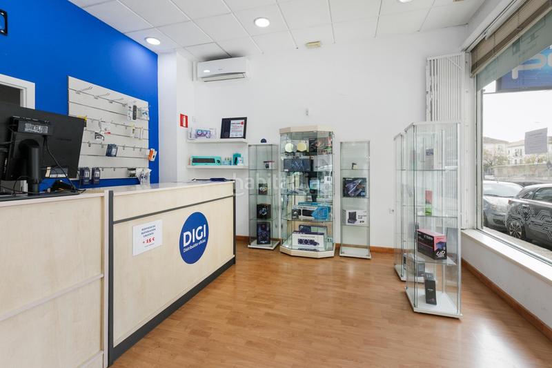 Foto 91c3161c-7534-4448-a685-f0d764723618. Alquiler local comercial fantastica oportunidad de traspaso !!!! en Granada