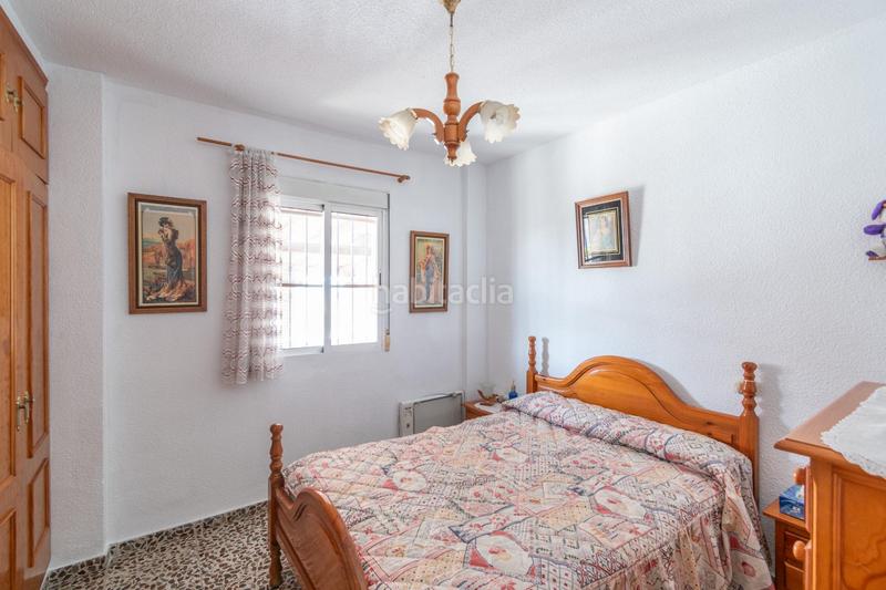 Foto b3b1eb2f-55b2-49b4-af07-39872fb5b3db. Casa con parcheggio piscina in Atarfe