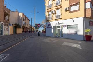 Planta baja  Calle ganivet. Precioso piso de 2 dormitorios en armilla a 100 metros de la par