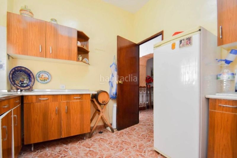 Foto 1106be19-8141-409a-bd5d-1e49e6b11a78. Casa amb aparcament a Atarfe
