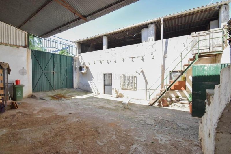 Foto 2a86f002-1536-44b5-98ef-33f52de1c40e. Casa amb aparcament a Atarfe