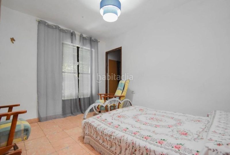 Foto 6587b42e-39b8-46b9-a5ba-94d9979dcad9. Casa amb aparcament a Atarfe