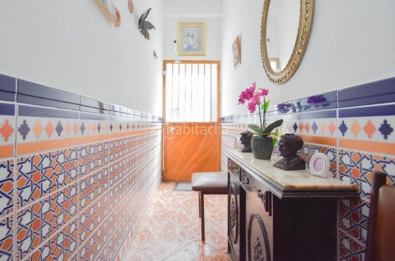 Foto e4a9d47c-67ec-405e-9729-02261793b3c1. Casa amb aparcament a Atarfe