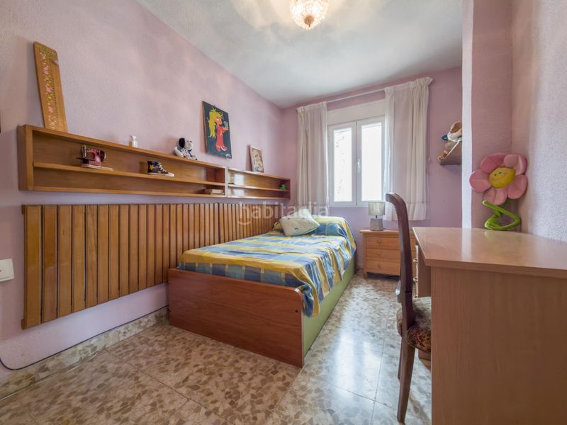 Foto 7edbf34d-4d41-424c-ac22-c5f02682d1f4. Doppelhaus in calle andres segovia 33 in Barrio de Zaidín Granada