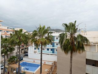 Flat  Calle almeria. Exclusiva vivienda a tan solo 50 metros del mar