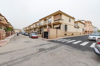 Doppelhaus  Calle calle río genil. Tu nuevo hogar en atarfe espacio, luz y calidad de vida