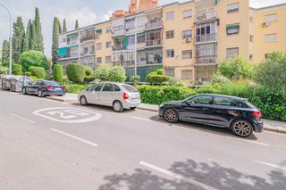 Piso  Fray juan sanchez cotan. Estupendo piso en zona alcampo de 3 habitaciones, exterior
