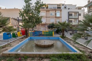 Àtic  Calle generalife. Se vende precioso atico con rentabilidad en maracena
