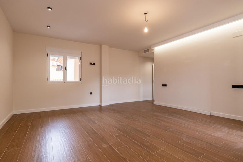 Foto 00b3a776-b932-451c-a5a8-227f6e1a0963. Casa amb aparcament a Alfacar
