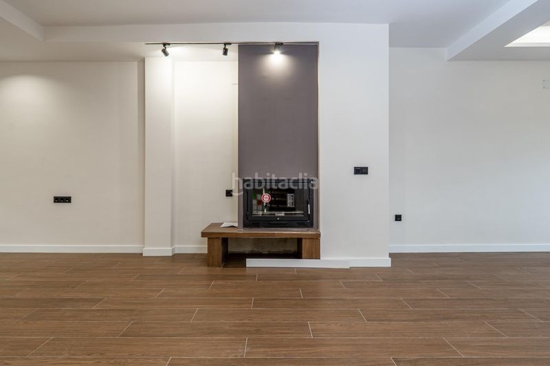 Foto a52dcd6f-1d18-47a0-8a34-13e4723da4dd. Casa amb aparcament a Alfacar