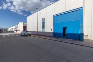 Nau industrial  Calle trevenque. Oportunidad única en cijuela! nave industrial lista para empezar