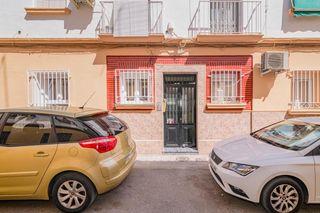 Piso  Calle zegri moreno. Oportunidad en venta de piso sin ascensor reformado de 3 dormito