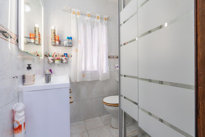 Foto cb14bbbc-26d1-42b9-9f05-3f05a447e549. Piso bonito piso situado en el zaidin en Barrio de Zaidín Granada