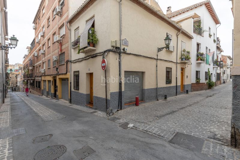 Foto 8ceb72e6-8272-4db7-b3a1-a674a70668a2. Casa adosada en calle calle agua de cartuja 9 bonita casa para reformar en Granada