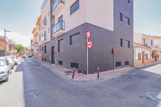 Dúplex  Calle calle tres cruces. Precioso duplex moderno con patio