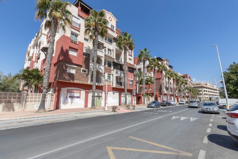 Foto ee016855-bd59-4122-9c8a-8a753f80d65b. Piso en camino camino pelaillo 34 vivir junto al mar, con todo lo que necesitas piso en venta en playa 83 m2 3 dormitorios 2 baños terraza con vistas en Motril