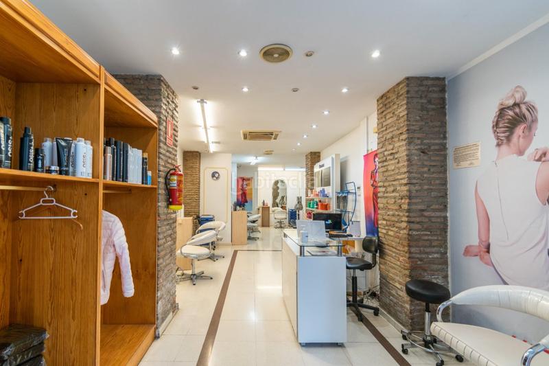 Foto 97949315-b3d5-4f0d-9884-cacb9a44e435. Locale commerciale in Centro - Sagrario Granada